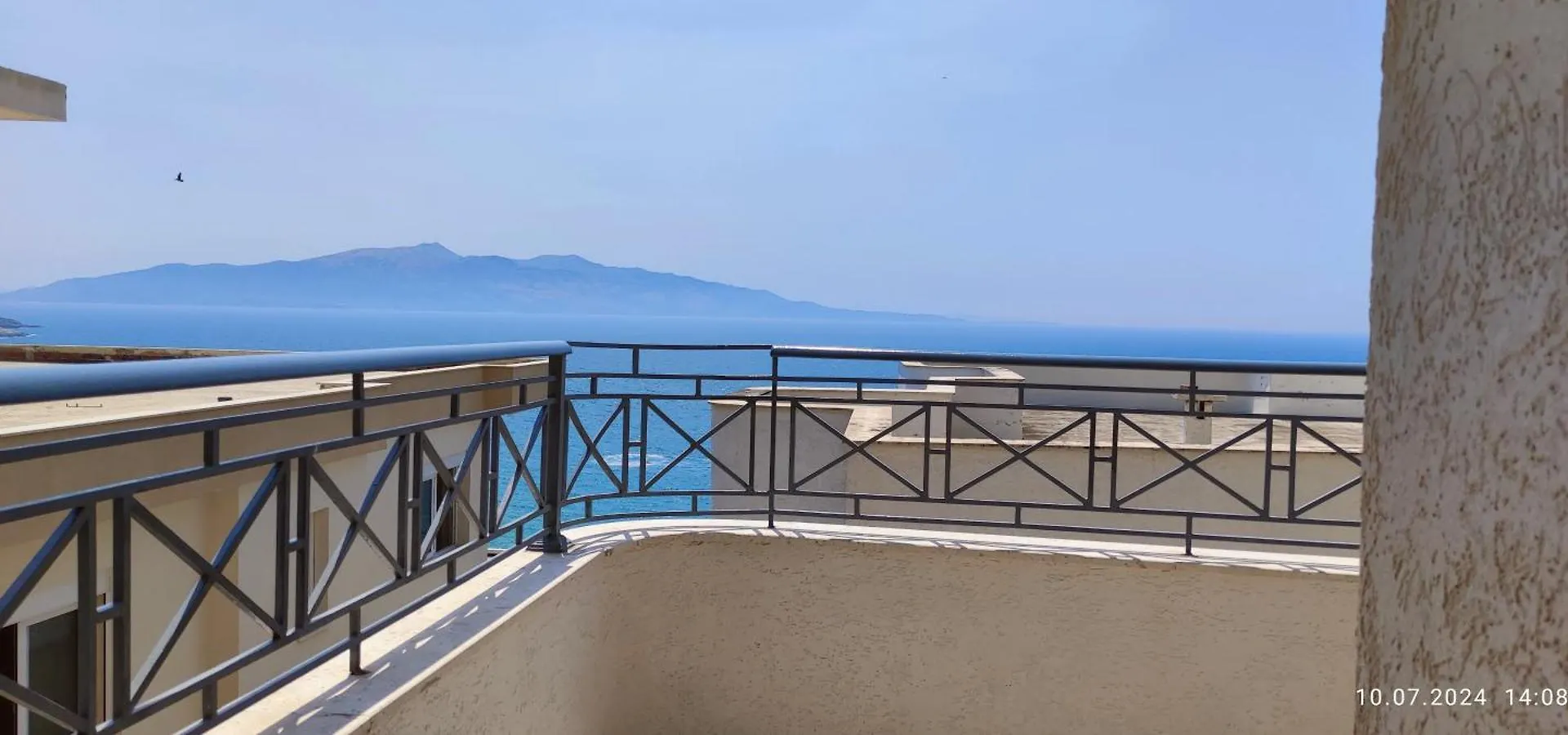 Pilot Apartments Sarandë